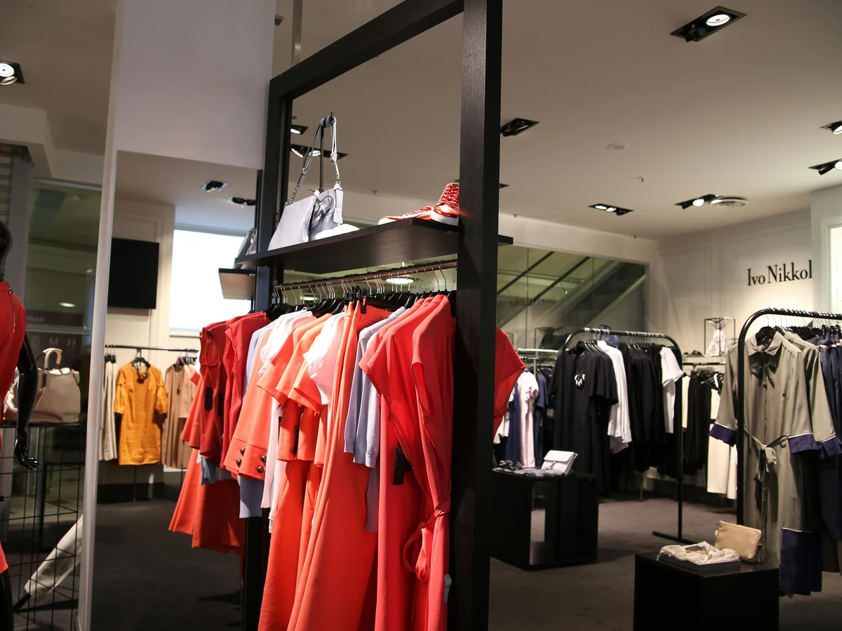 Commercial painting clothing retail store by Richmond Decorators in Richmond