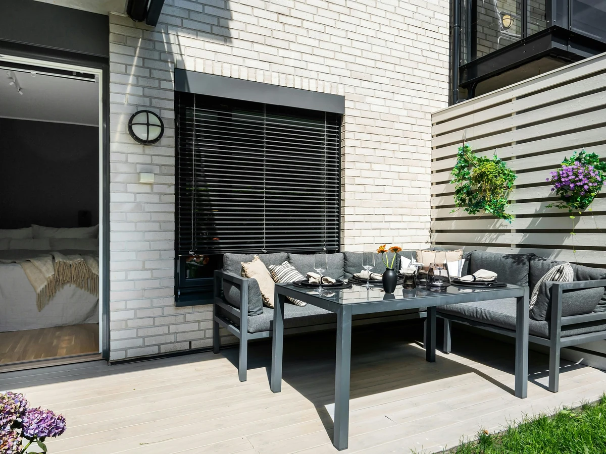 Modern outdoor patio deck painting service in Richmond by Richmond Decorators