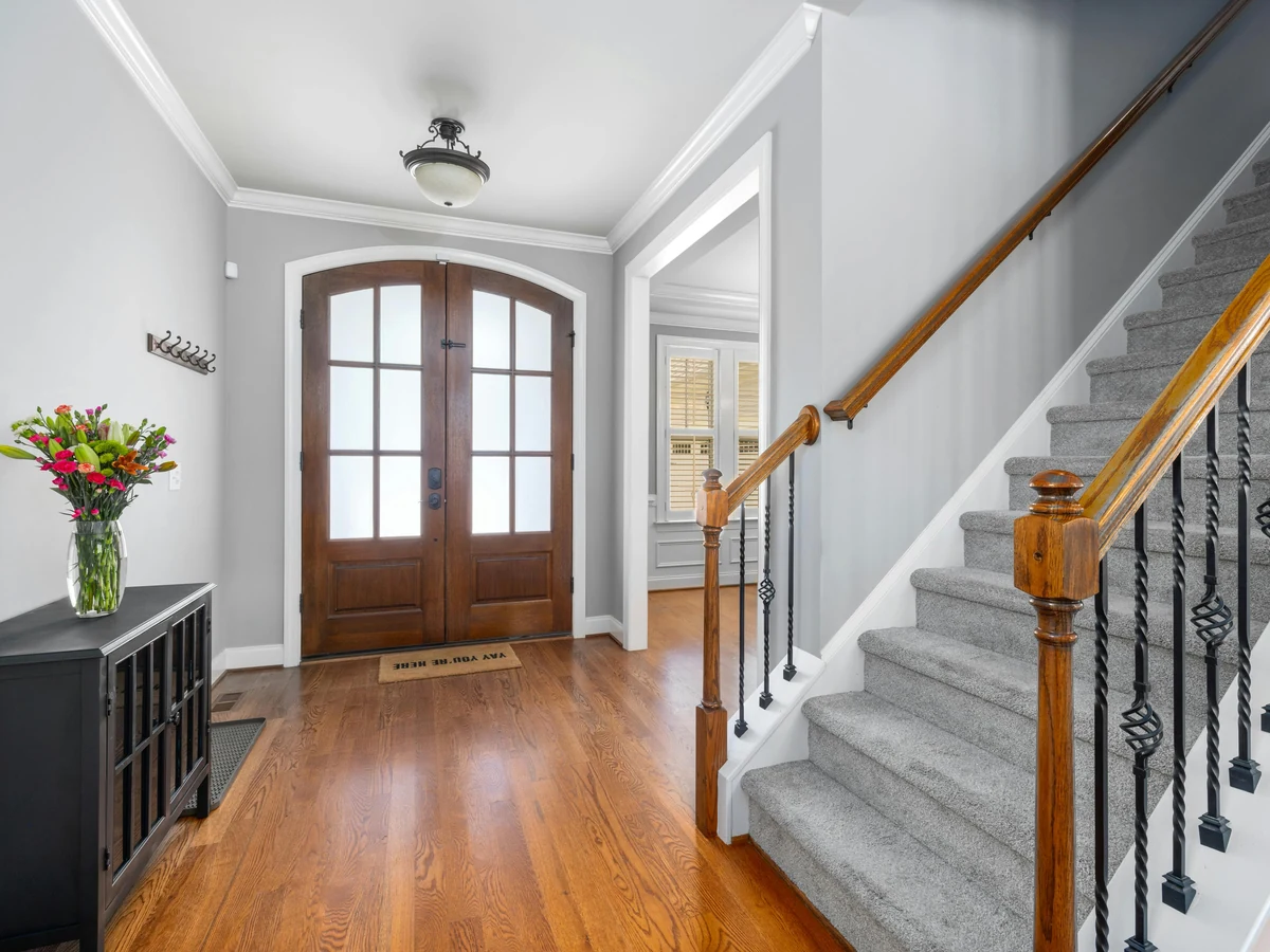 Grey entrance hall painted by Richmond Decorators