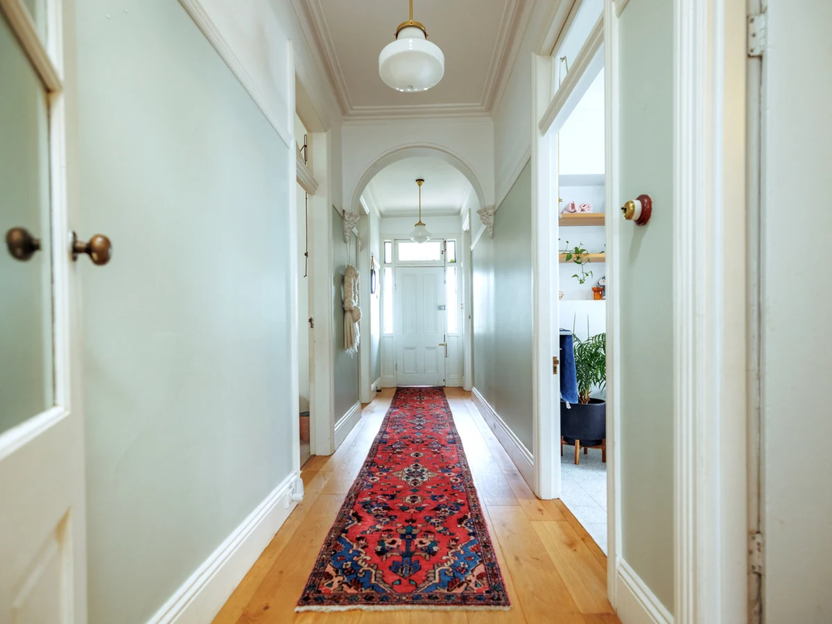 Victorian hallway painting in Richmond - light green period hallway by Richmond Decorators