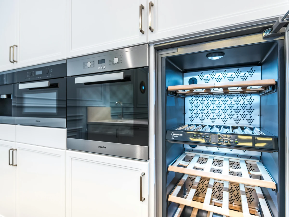 White kitchen cabinet painting by Richmond Decorators